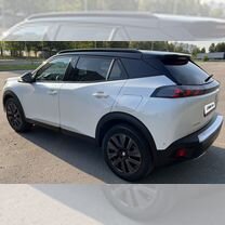 Peugeot 2008 1.2 AT, 2020, 77 000 км, с пробегом, цена 2 450 000 руб.