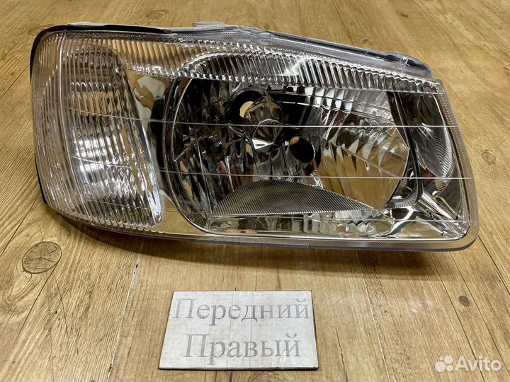 Фара передняя правая Hyundai Accent 2000 - 2012г