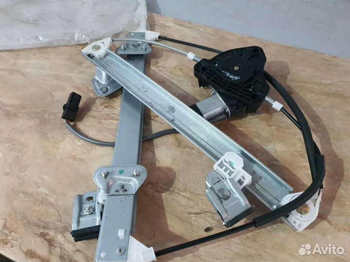 Стеклоподемник Ваз Лада Гранта 2190 Левый Перед