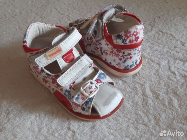 Туфли,сандалии,ботинки для девочки,с 23 по 27 р-р