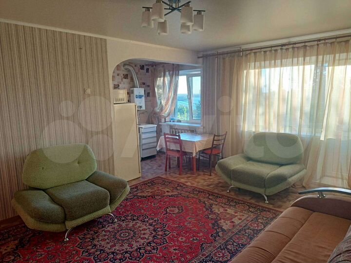 2-к. квартира, 46 м², 2/4 эт.