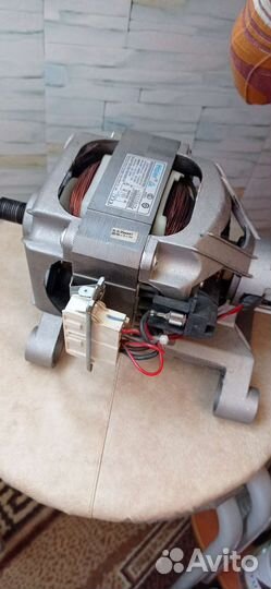Двигататель стиральной машины