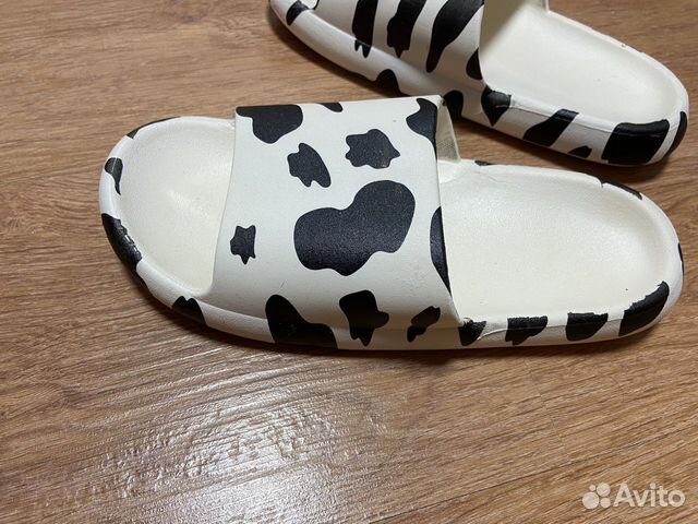 Тапочки Adidas yeezy slide