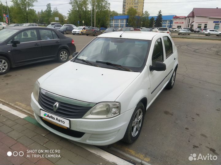 Renault Logan 1.6 AT, 2011, 300 000 км