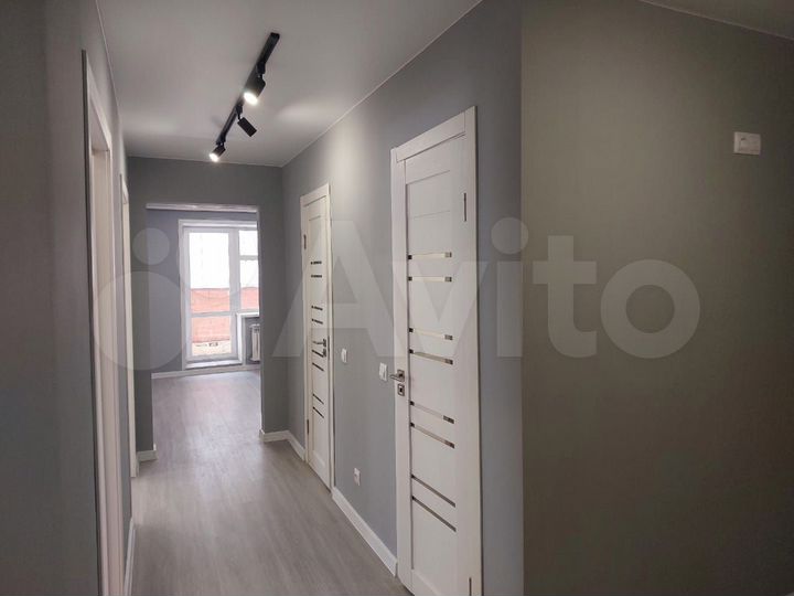 2-к. квартира, 52,3 м², 1/10 эт.