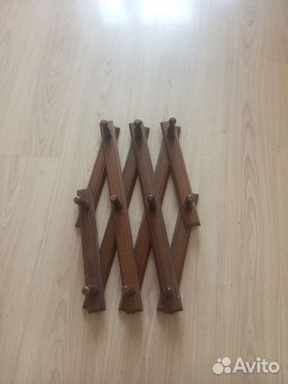 Вешалка настенная деревянная СССР