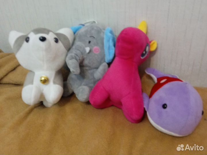 Игрушки плюшевые, в отличном состоянии