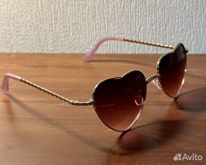 Солнечные очки для девочек