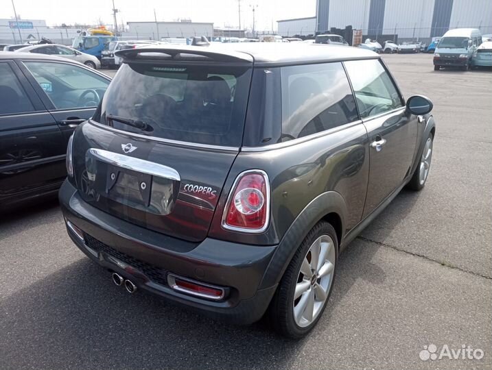 В разбор из Японии Mini Cooper S R56 LCI N18B16A