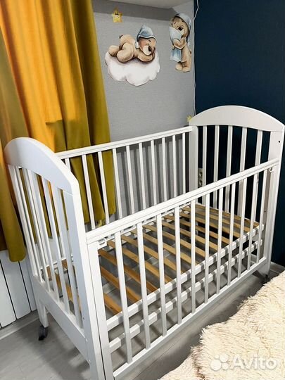 Детская кроватка