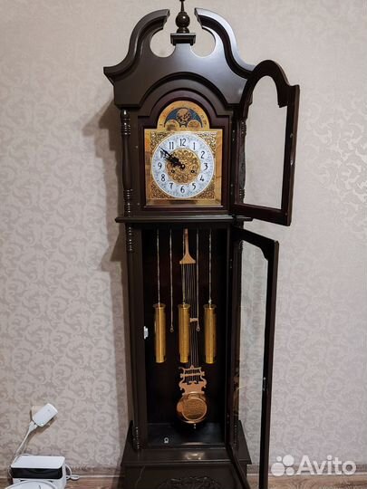 Напольные часы с боем