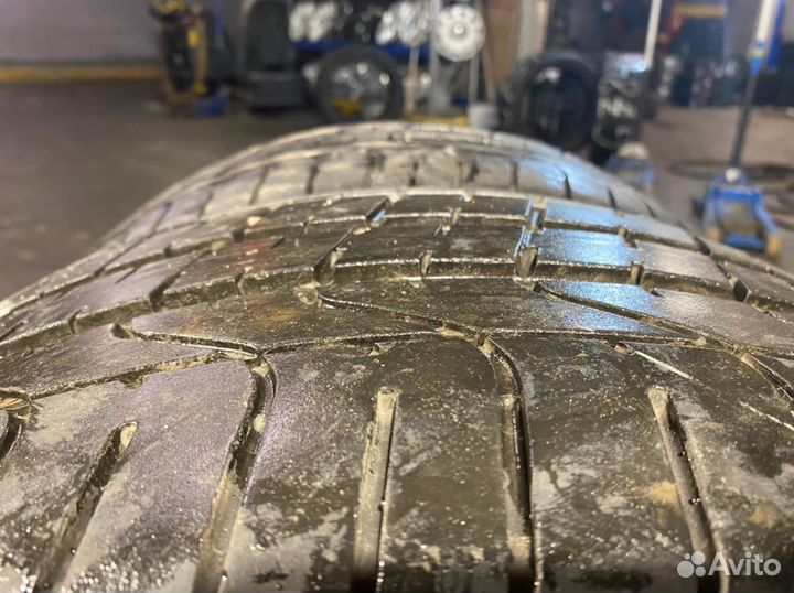 Pirelli P Zero 265/40 R20 104Y