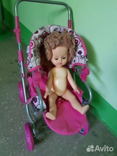 Коляска кукольная