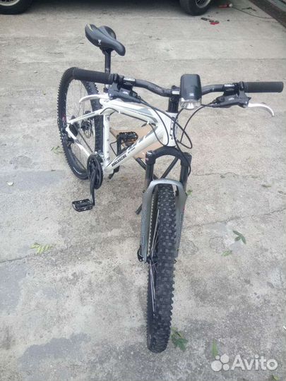 Велосипед горный GT avalanche 2.0