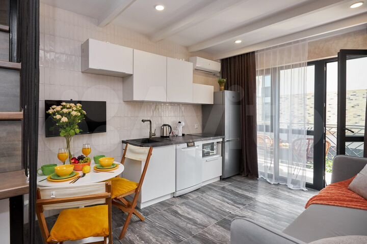 2-к. квартира, 50 м², 1/3 эт.