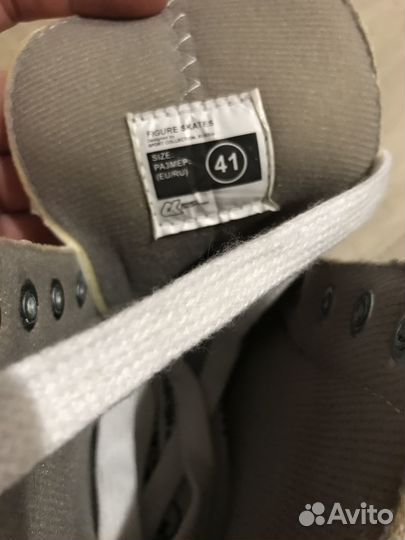 Коньки фигурные женские 41 размер