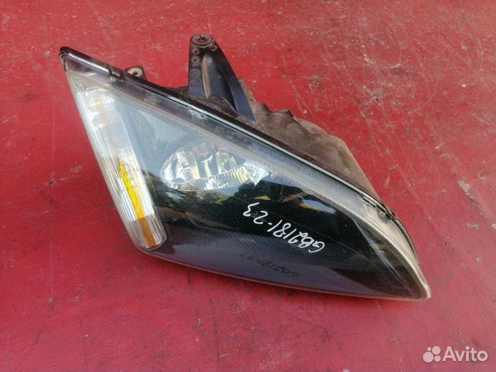 Фара правая Ford Focus 2 hwda 1.6 zetec 2006