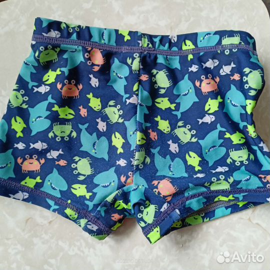 4 подгузника для бассейна+плавки и шорты