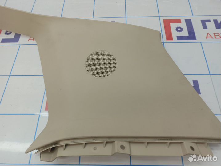 Обшивка стойки задней правой верхняя Mercedes-Benz