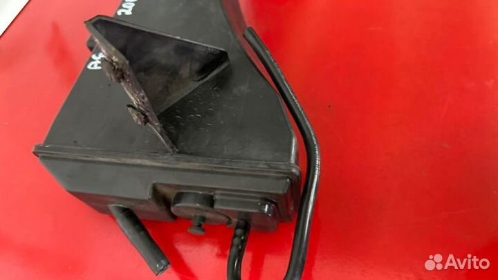 Абсорбер Audi A6 C6 2.8 ccea 2010