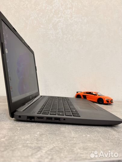 HP 15 дюймов i3/8GB 2020год