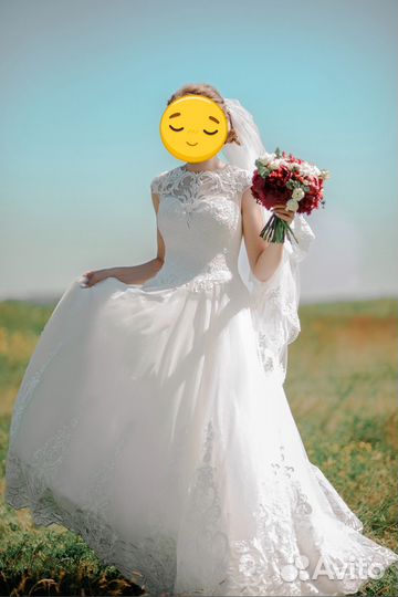 Свадебное платье