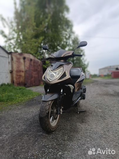 Продам скутер мопед