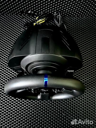 Thrustmaster T300 Игровой руль