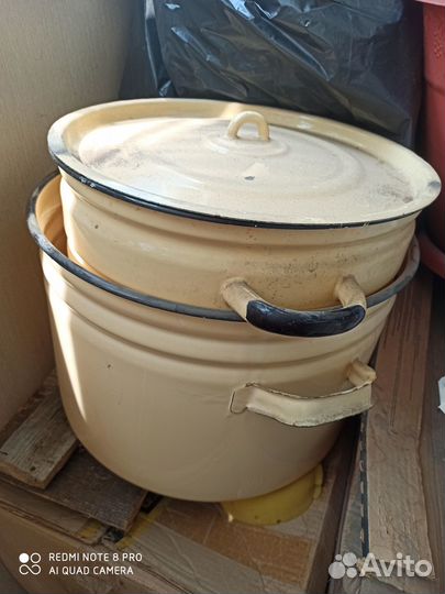 Кастрюля эмалированная бу