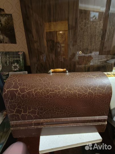 2 швейные машины