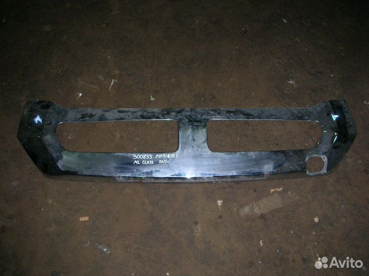 Накладка переднего бампера Mercedes Benz W166 M-kl