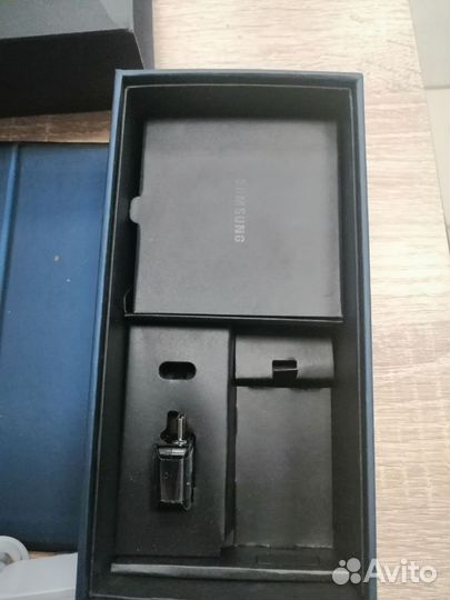 Samsung Galaxy S8, 4/64 ГБ