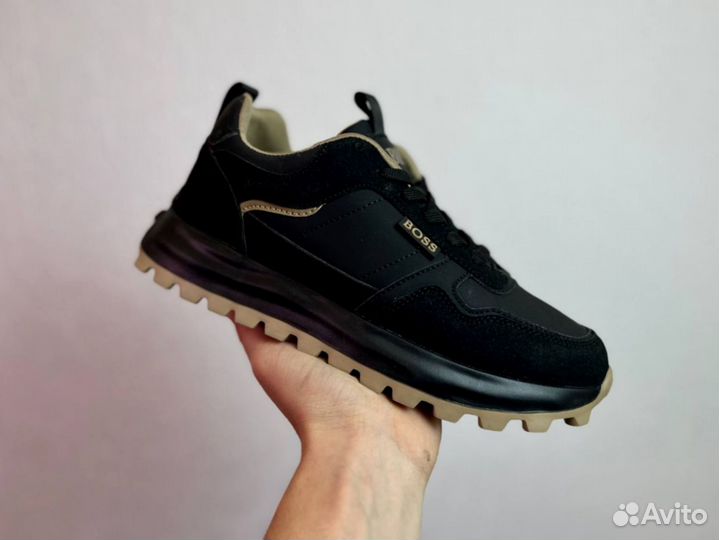 Кроссовки Boss удобные