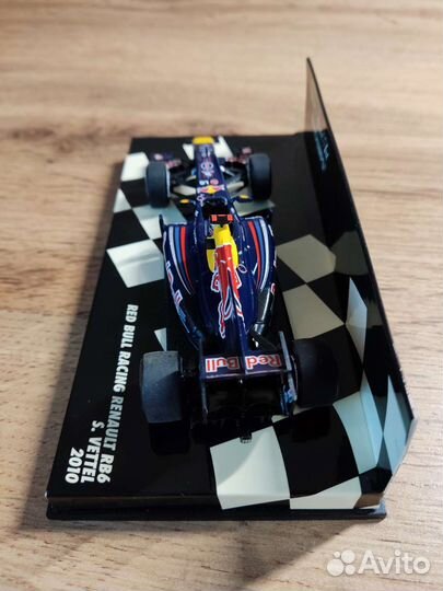 Sebastian Vettel Формула 1 Minichamps
