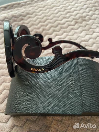 Очки prada