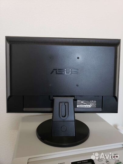 Монитор asus 17