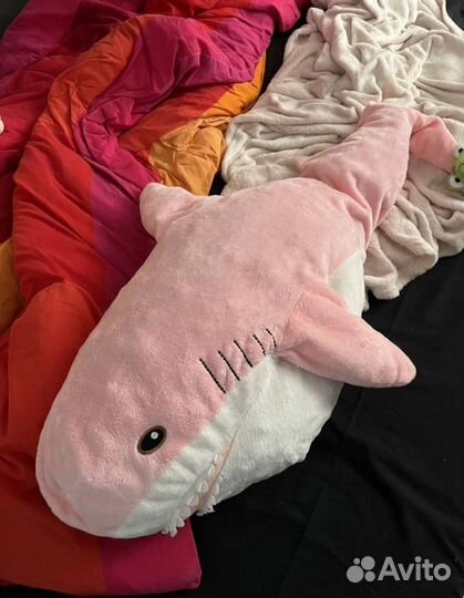 Плюшевая розовая акула IKEA