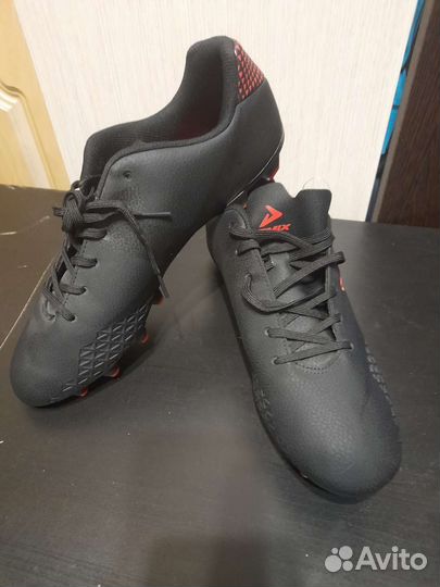 Футбольные бутсы, 46 размер