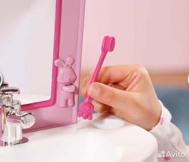 Интерактивный новый умывальник Baby Born (свет