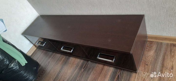 Тумба под тв