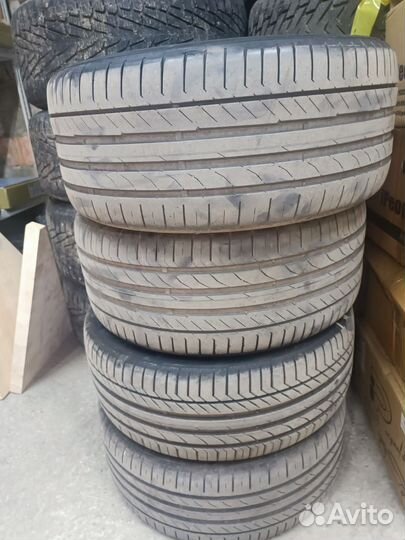 Continental ContiPremiumContact 5 245/40 R17