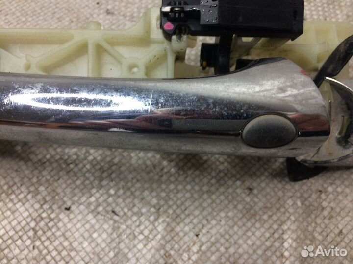 Ручка двери передней левой Хендай Соната YF