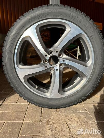 Nokian Tyres Hakkapeliitta R3 245/45 R18