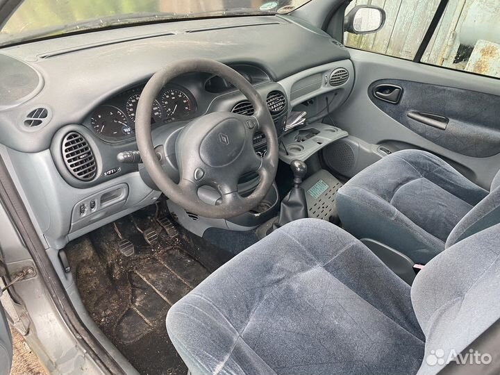 В разбор Renault Sceniс 1, 1.6, 90 л.с., МКПП