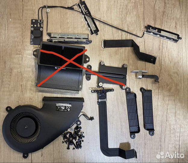 iMac 21.5” Mid 2015 Core i5 на разбор