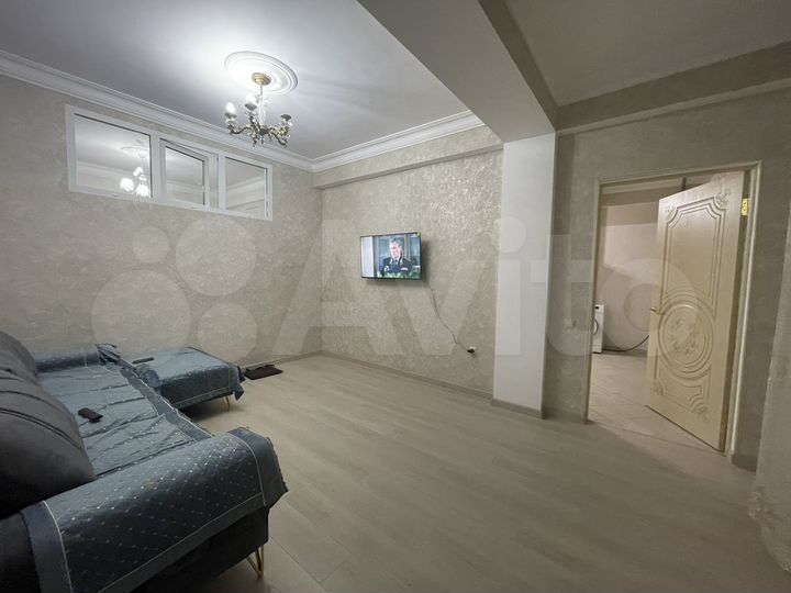 2-к. квартира, 60 м², 4/12 эт.