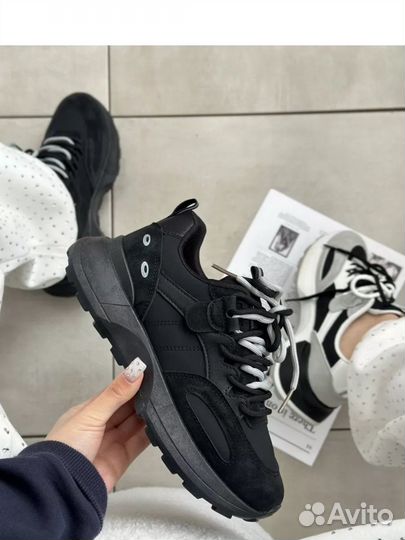 Кроссовки 37-38