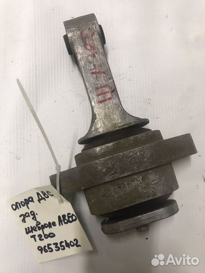 Опора двигателя задняя Chevrolet Aveo T200