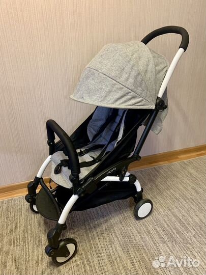 Прогулочная коляска yoya