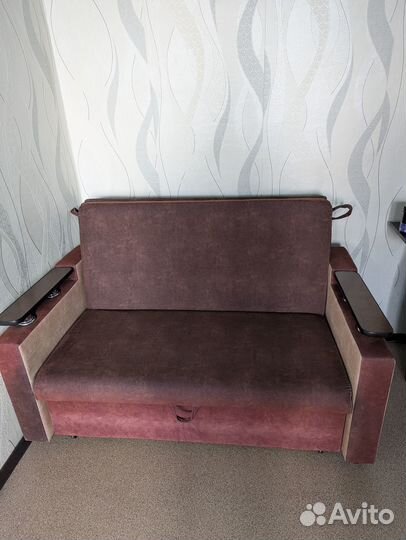 Продам диван бу
